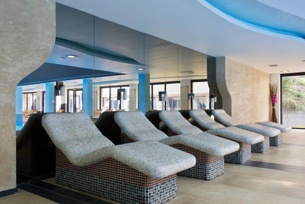 Luxury Penthouse With A Lavish Spa And 2 En-Suite Bedrooms Bansko Zewnętrze zdjęcie